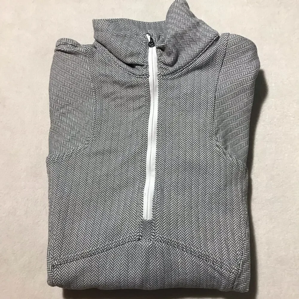 Lululemon womens 4 Kanto catch me 1/2 zip heathered herringbone white slate top